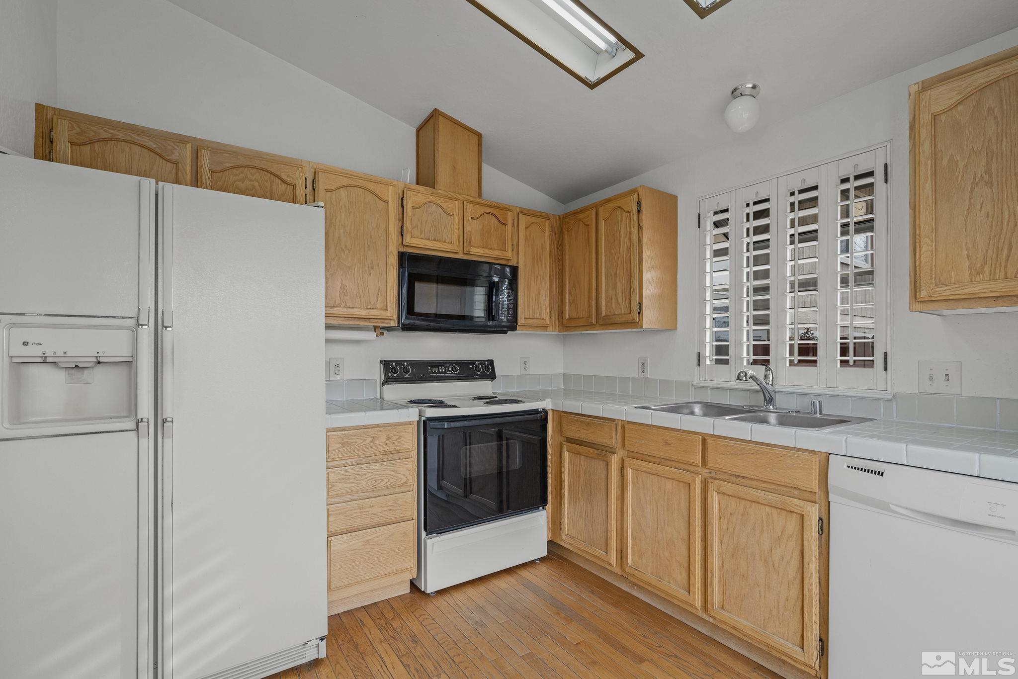 6598 Fall River Circle Reno, NV 89523 - Photo 7 of 16 Photo 7