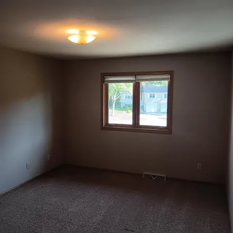 $2,000 | 2649 Stanbrook Street, Fitchburg, WI 53711