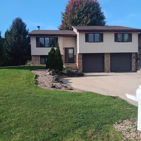 $2,000 | 2649 Stanbrook Street, Fitchburg, WI 53711