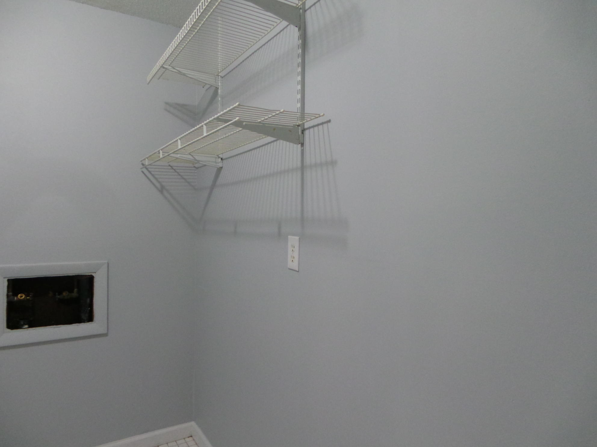 1029 Amersham Road Kingsport, TN 37660 - Photo 47 of 73 LAUNDRY ROOM