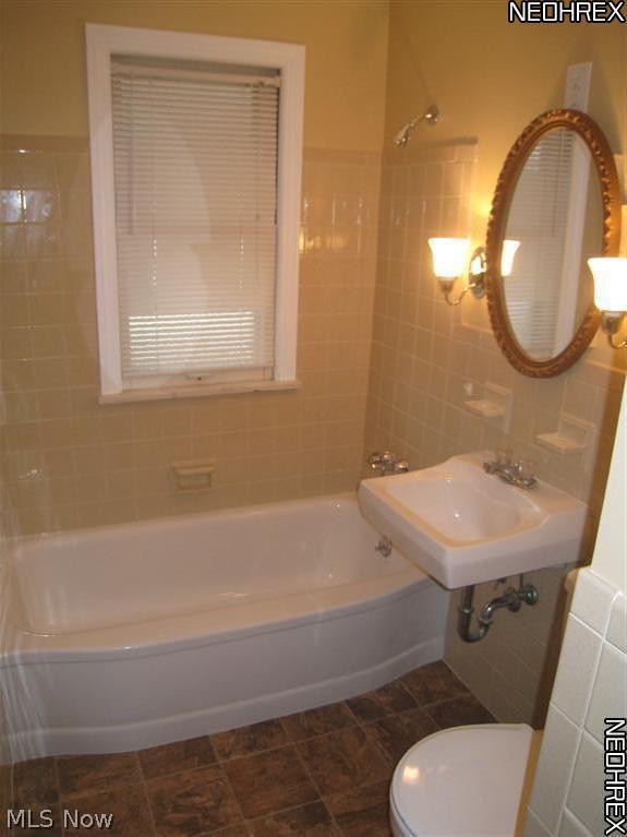 13402 Littleton Road Cleveland, OH 44125 - Photo 10 of 22