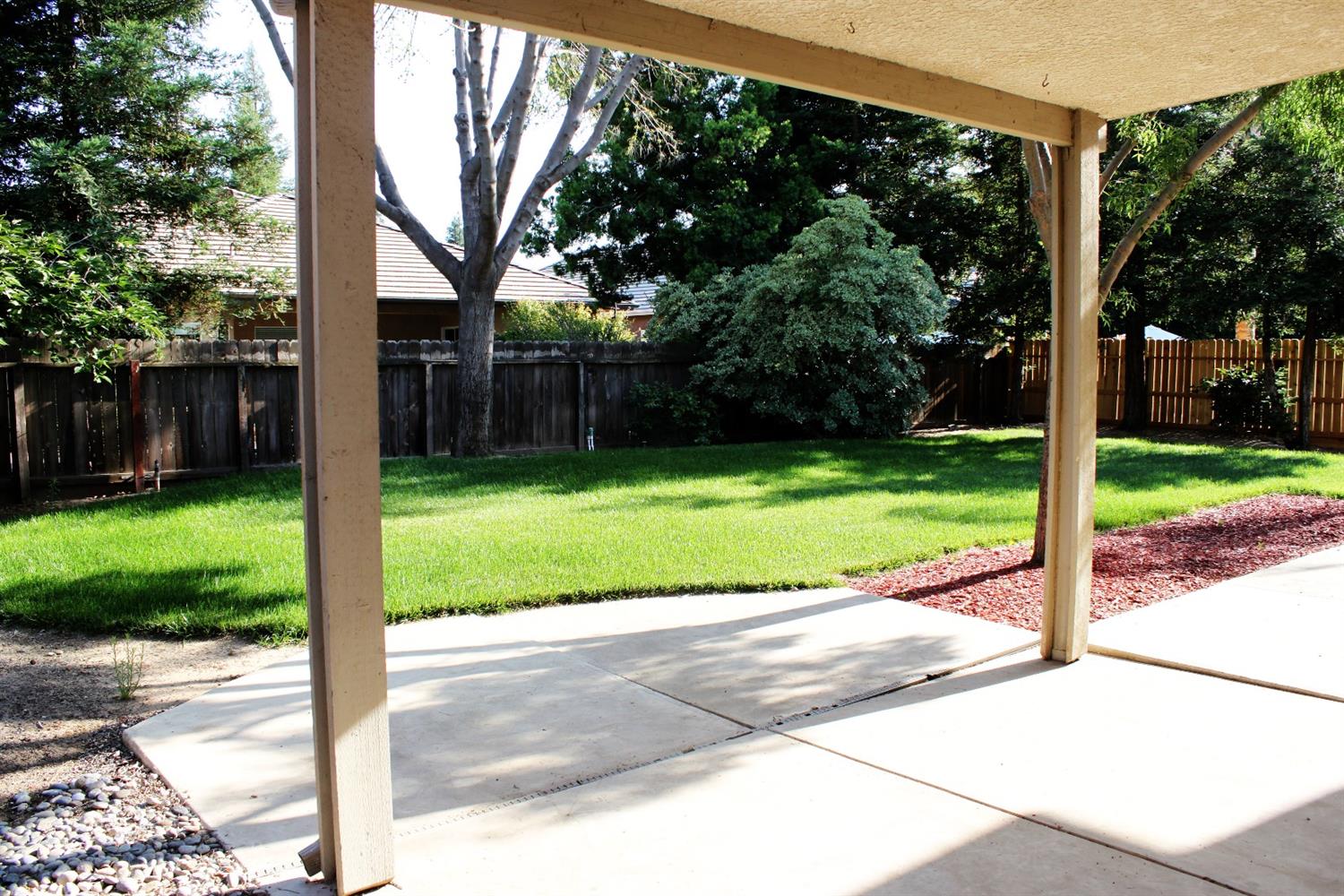 2748 Hampton Way Clovis, CA 93611 - Photo 23 of 27