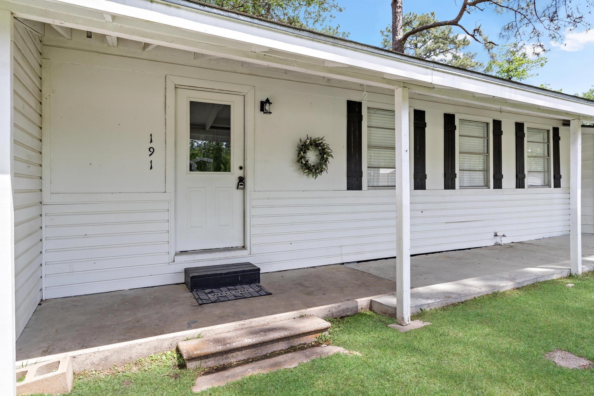 191 Horn Road Lumberton, TX 77657 - Photo 4 of 25 Gallery Image 4