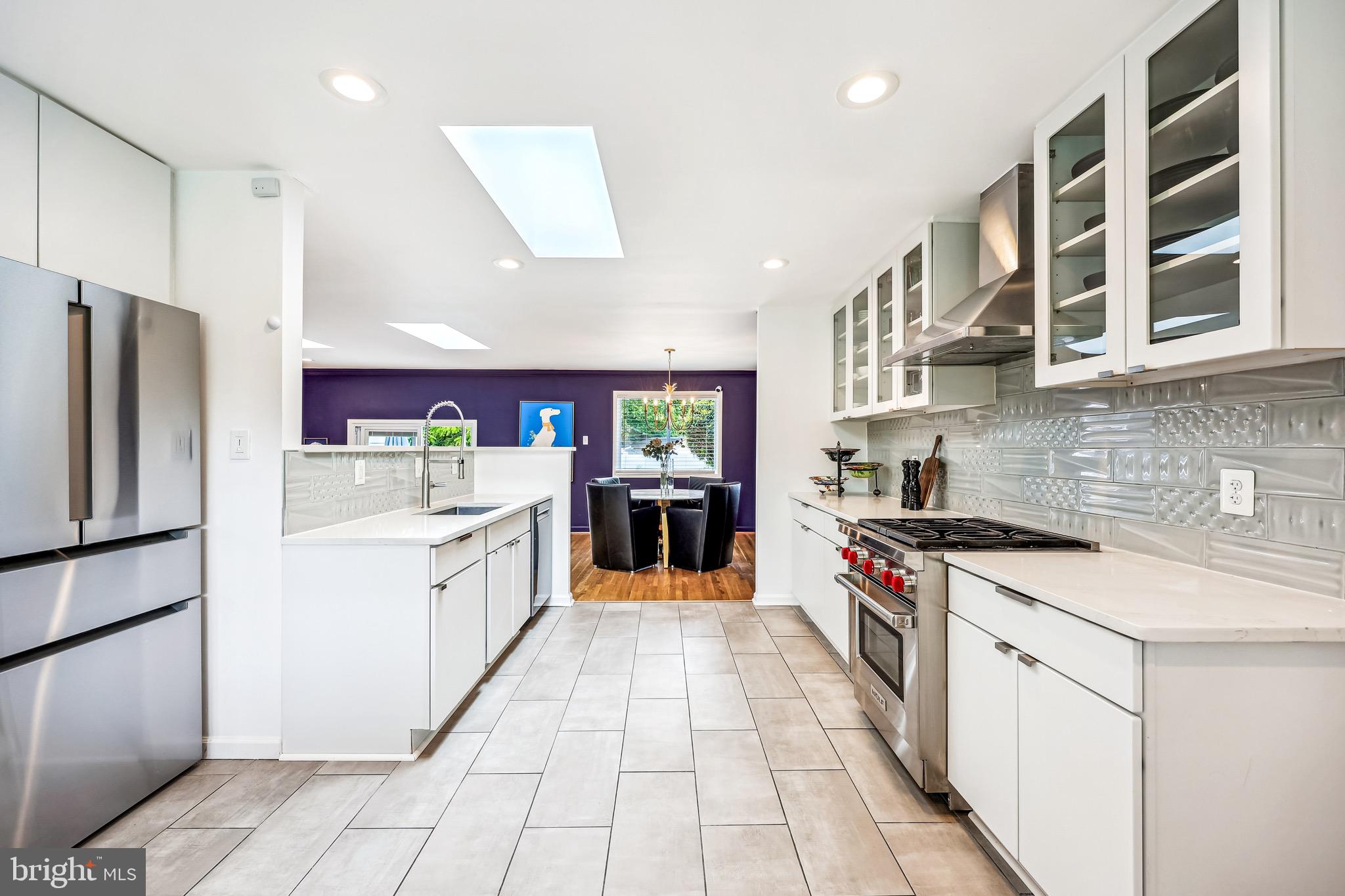 11700 Seven Locks Road Potomac, MD 20854 - Photo 5 of 44 KITCHEN
