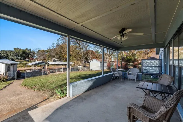 $460,000 | 111 Rocking Chair Ranch Road, Trinidad, TX 75163