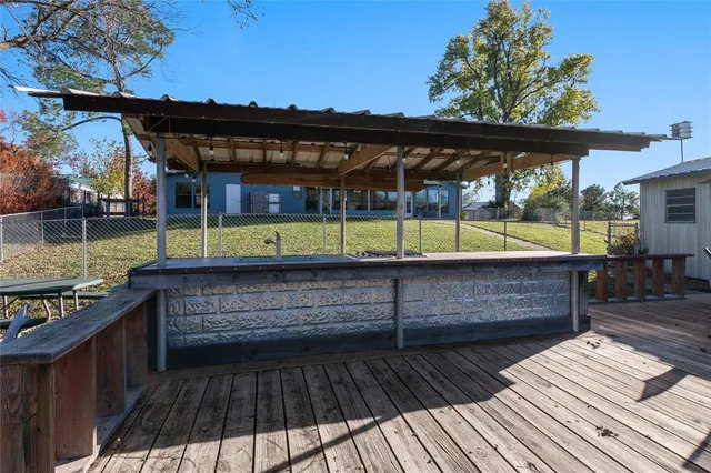 $460,000 | 111 Rocking Chair Ranch Road, Trinidad, TX 75163