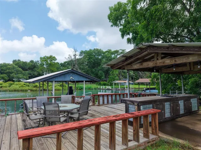 $460,000 | 111 Rocking Chair Ranch Road, Trinidad, TX 75163