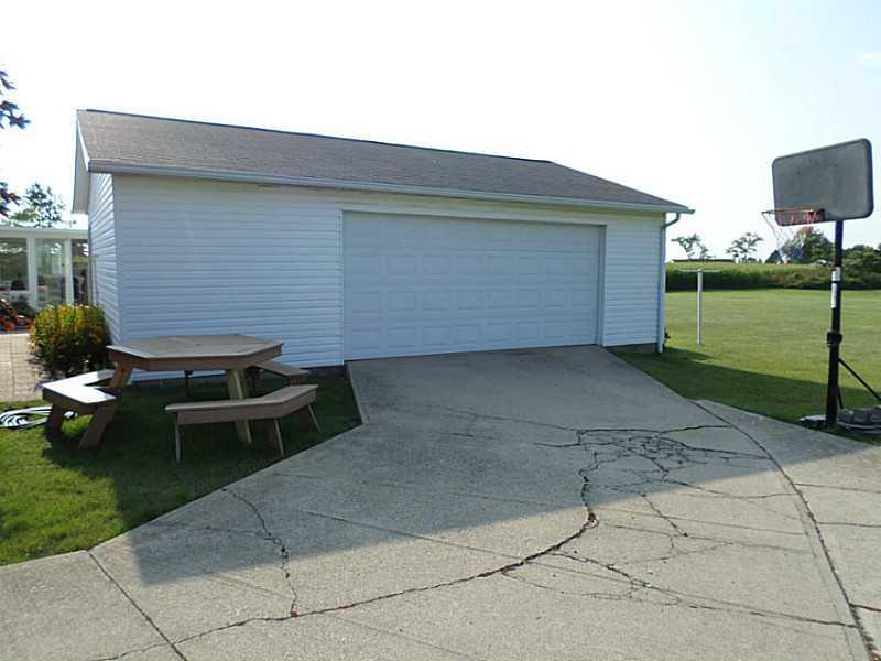 22141 Lefever Road Maplewood, OH 45340 - Photo 4 of 21