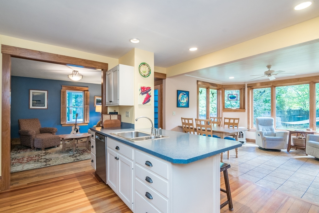 17 Florence Road Northampton, MA 01062 - Photo 8 of 42