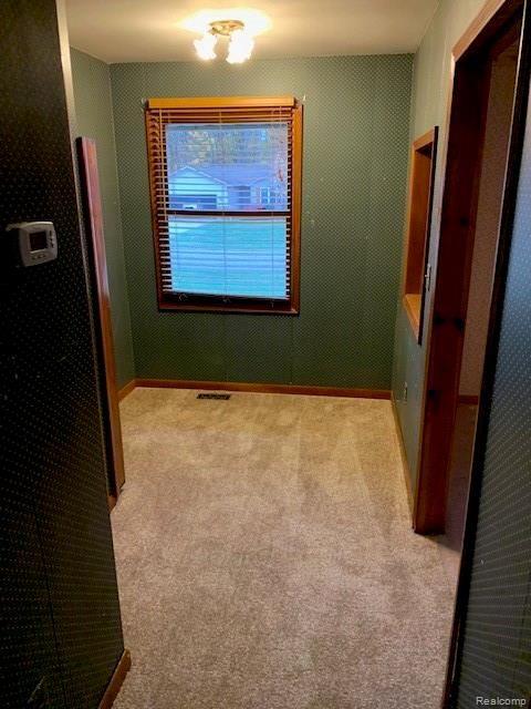 2907 Dearborn Avenue Rochester Hills, MI 48309 - Photo 38 of 55