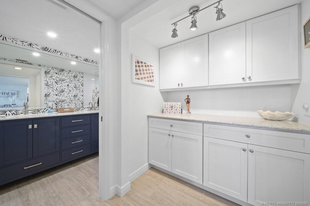 2375 Northeast Ocean Boulevard, Unit D205 Stuart, FL 34996 - Photo 34 of 35