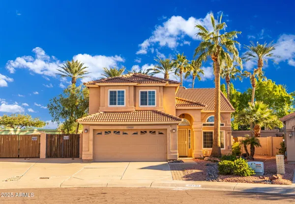 $555,000 | 15601 South 37th Way, Phoenix, AZ 85048