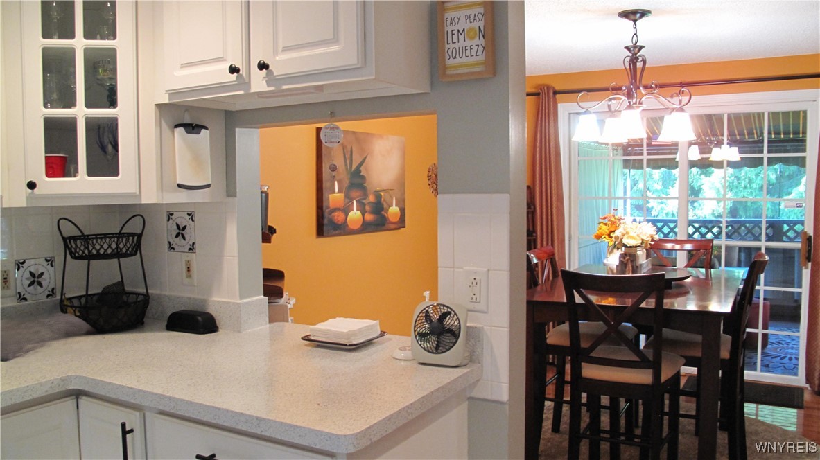 9 Towne Square Drive Lancaster, NY 14086 - Photo 14 of 44