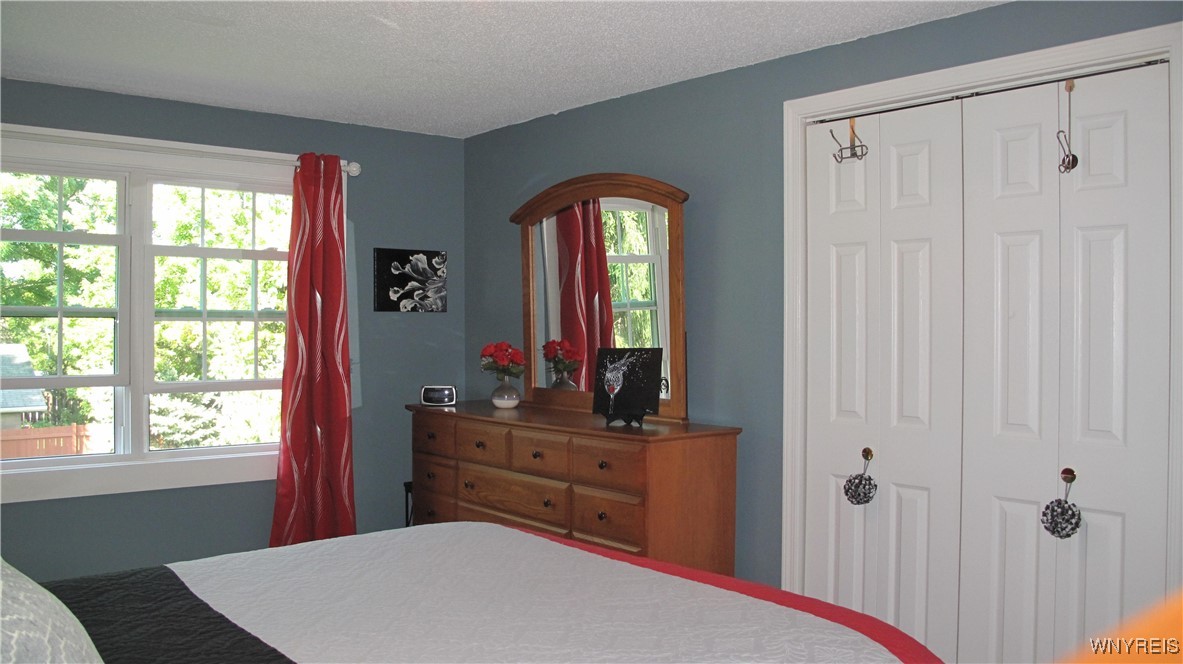 9 Towne Square Drive Lancaster, NY 14086 - Photo 28 of 44