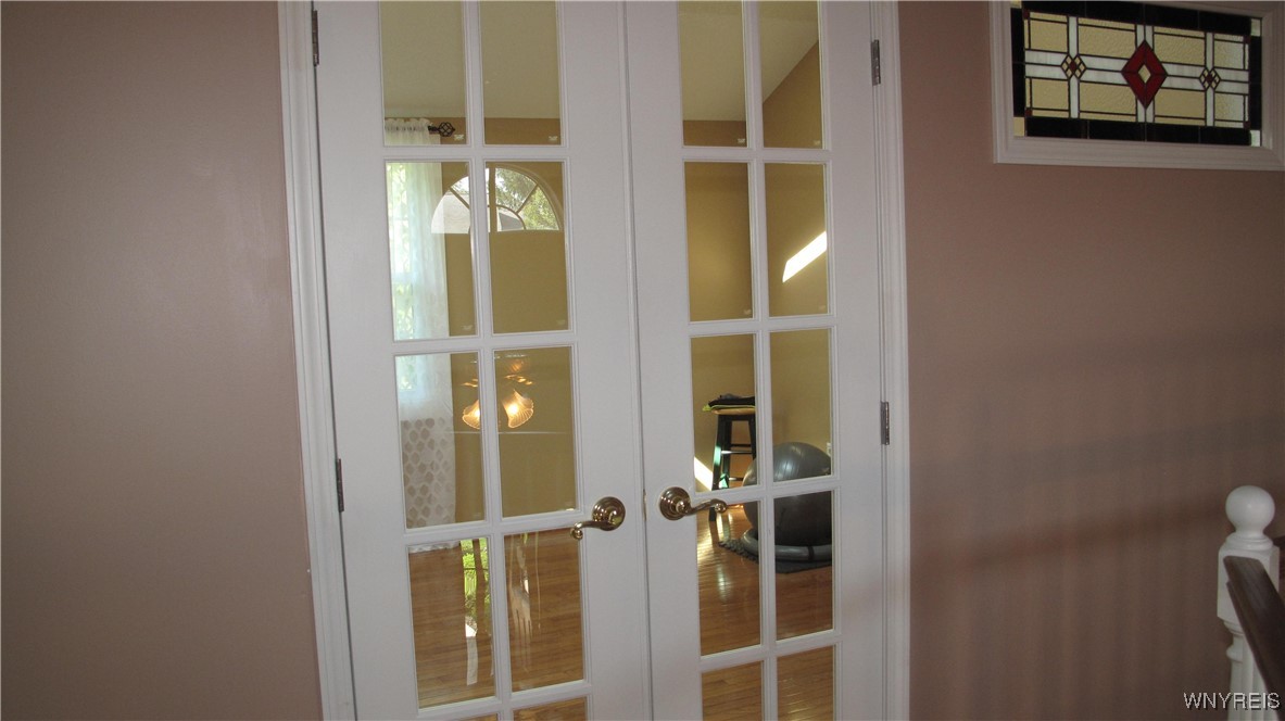 9 Towne Square Drive Lancaster, NY 14086 - Photo 30 of 44