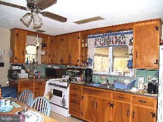 2160 Needhammer Road Pottstown, PA 19464 - Photo 2 of 6 Gallery Image 2
