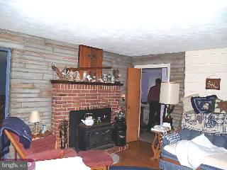 2160 Needhammer Road Pottstown, PA 19464 - Photo 4 of 6 Gallery Image 4