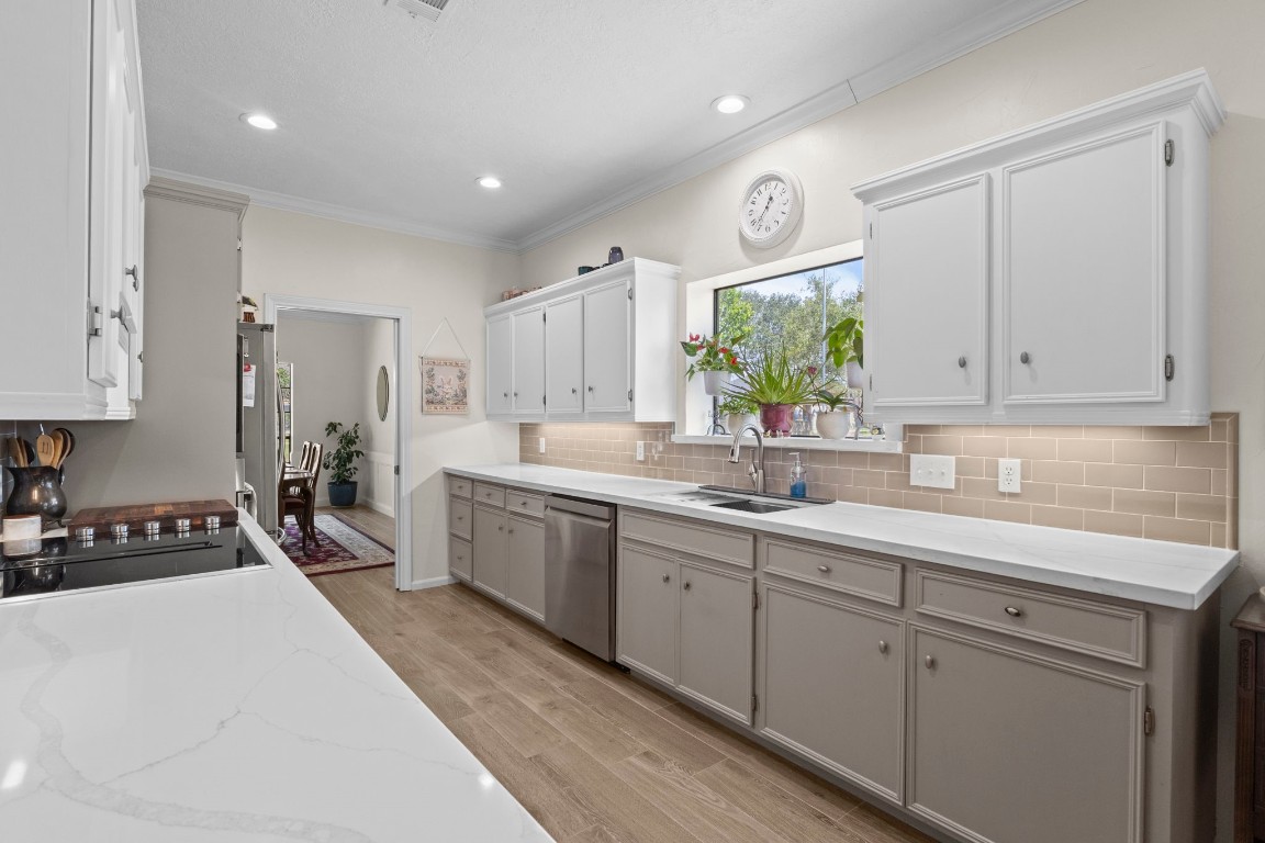 4715 Dunleith Street Beaumont, TX 77706 - Photo 12 of 43