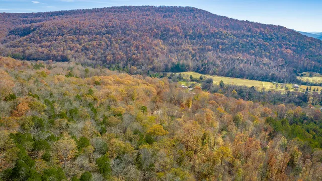 $520,000 | 519 Hargiss Cove Road, South Pittsburg, TN 37380