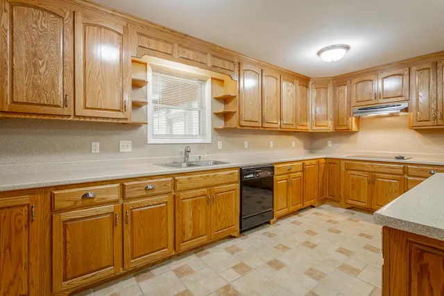 $520,000 | 519 Hargiss Cove Road, South Pittsburg, TN 37380