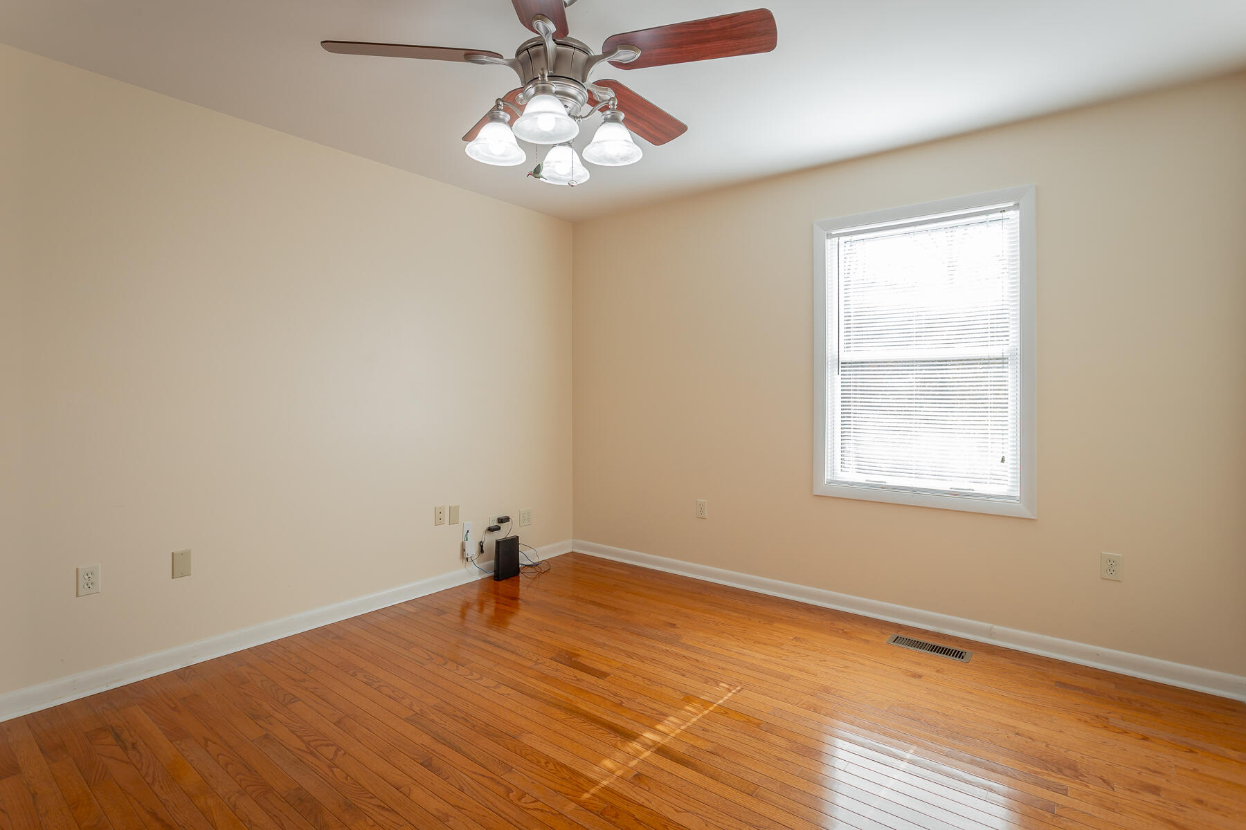 519 Hargiss Cove Road South Pittsburg, TN 37380 - Photo 38 of 118 519 Hargiss Cove Road HD-66