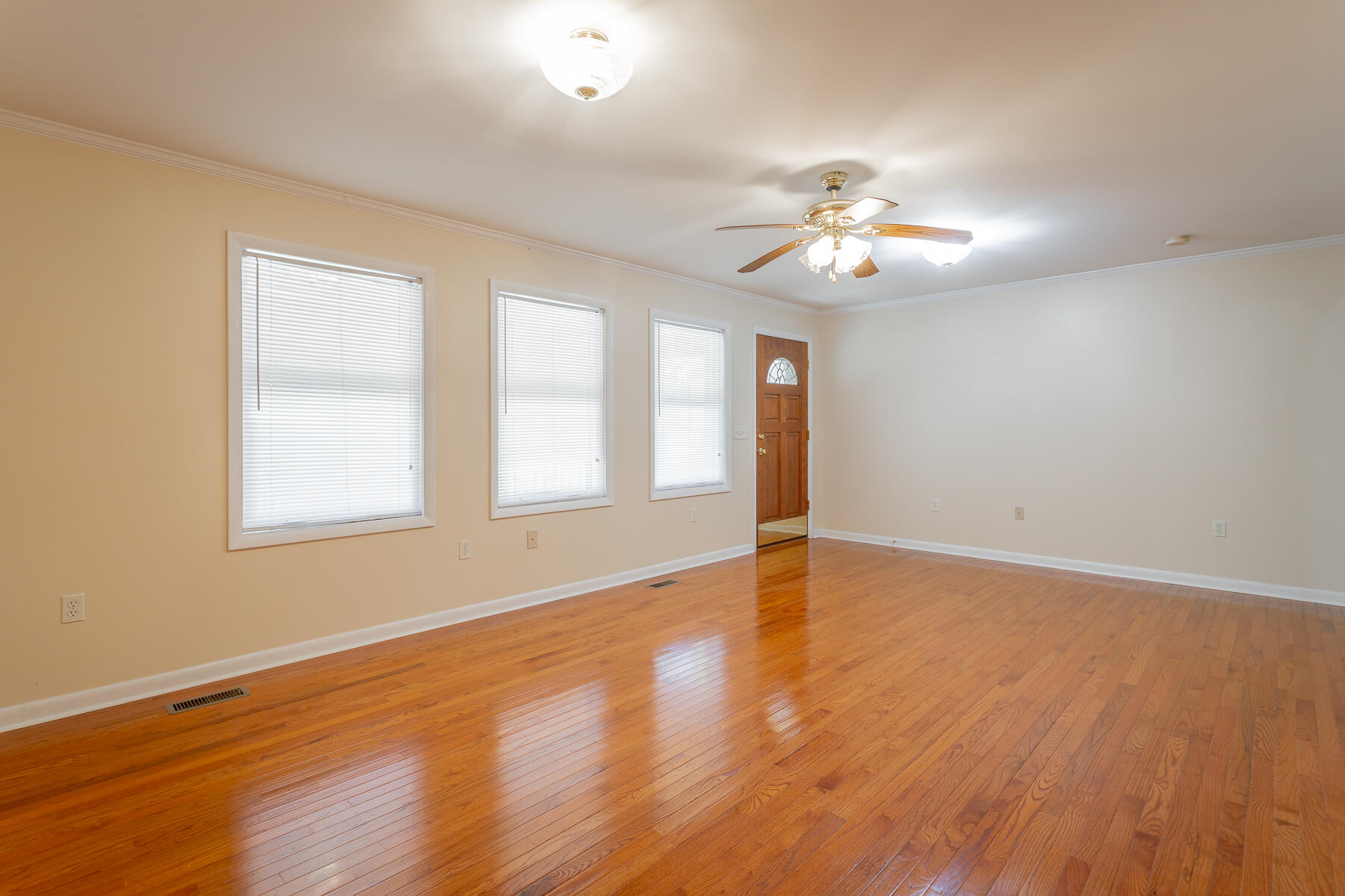 519 Hargiss Cove Road South Pittsburg, TN 37380 - Photo 10 of 118 519 Hargiss Cove Road HD-38