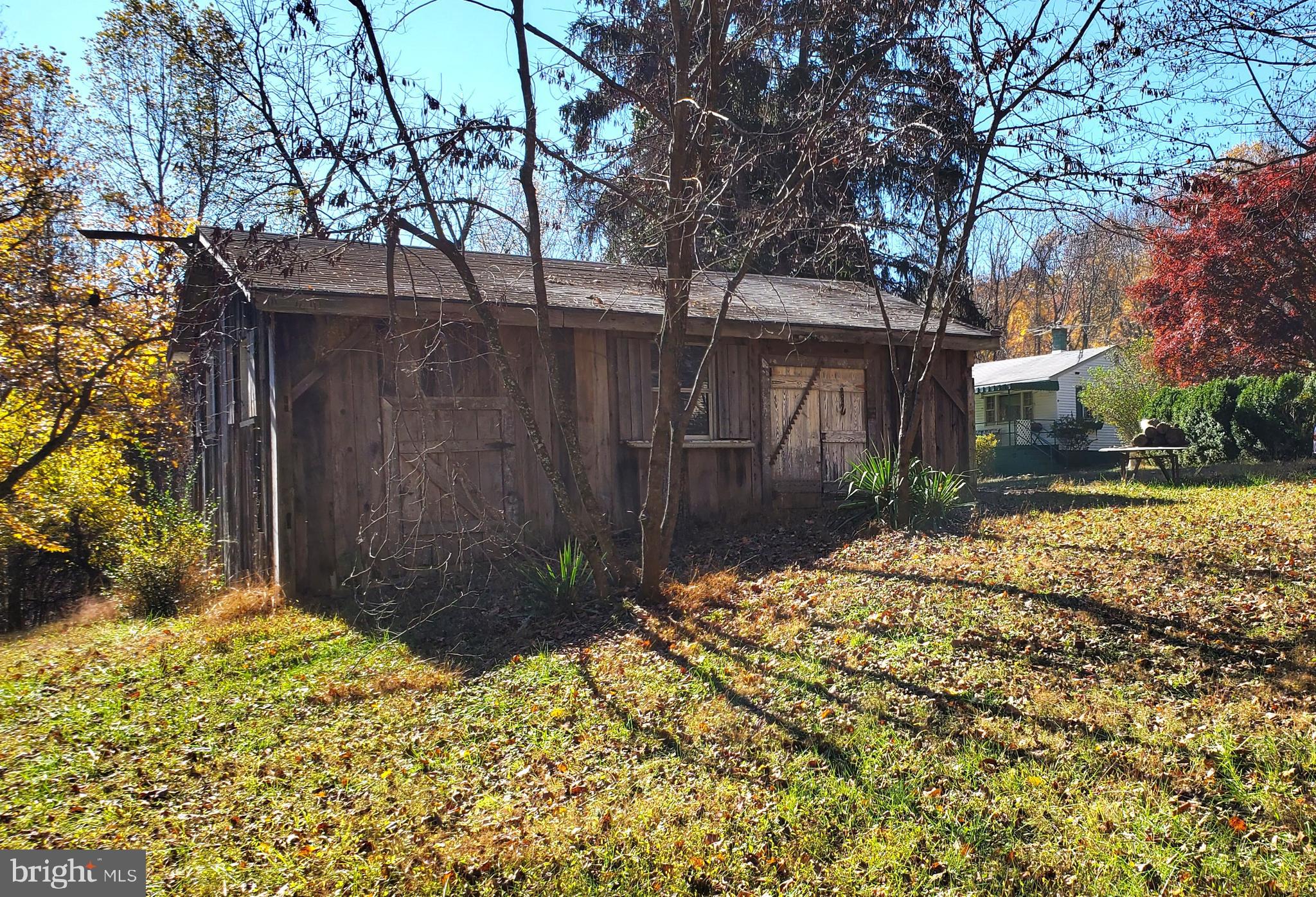 60 Lizzie Mills Road Castleton, VA 22716 - Photo 2 of 47