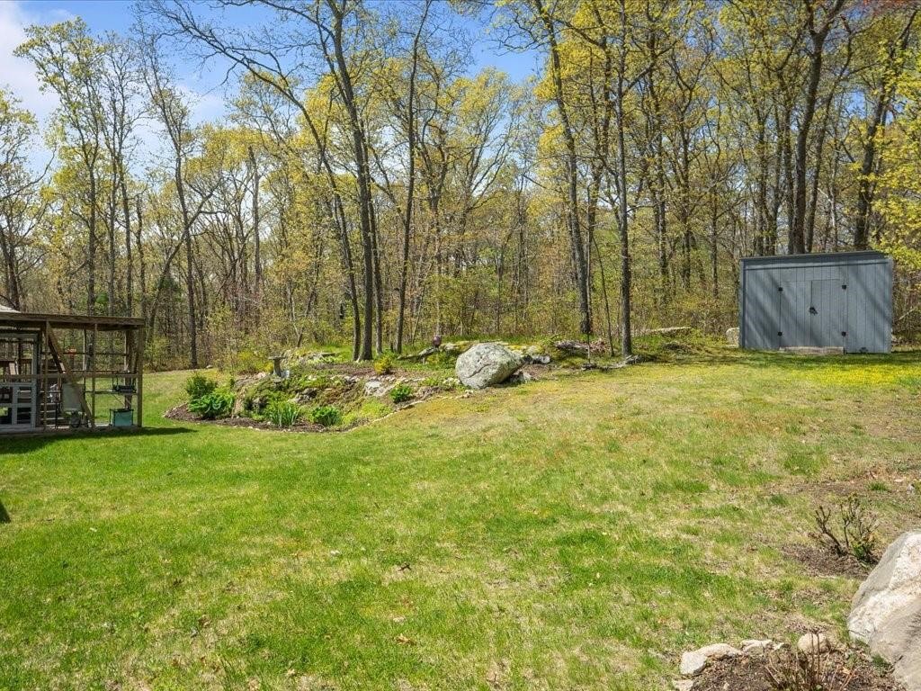 420 Klondike Road Charlestown, RI 02813 - Photo 8 of 41