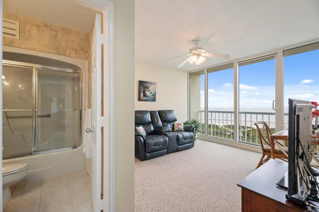 $995,000 | 1401 East Beach Drive, Unit 511/512, Galveston, TX 77550