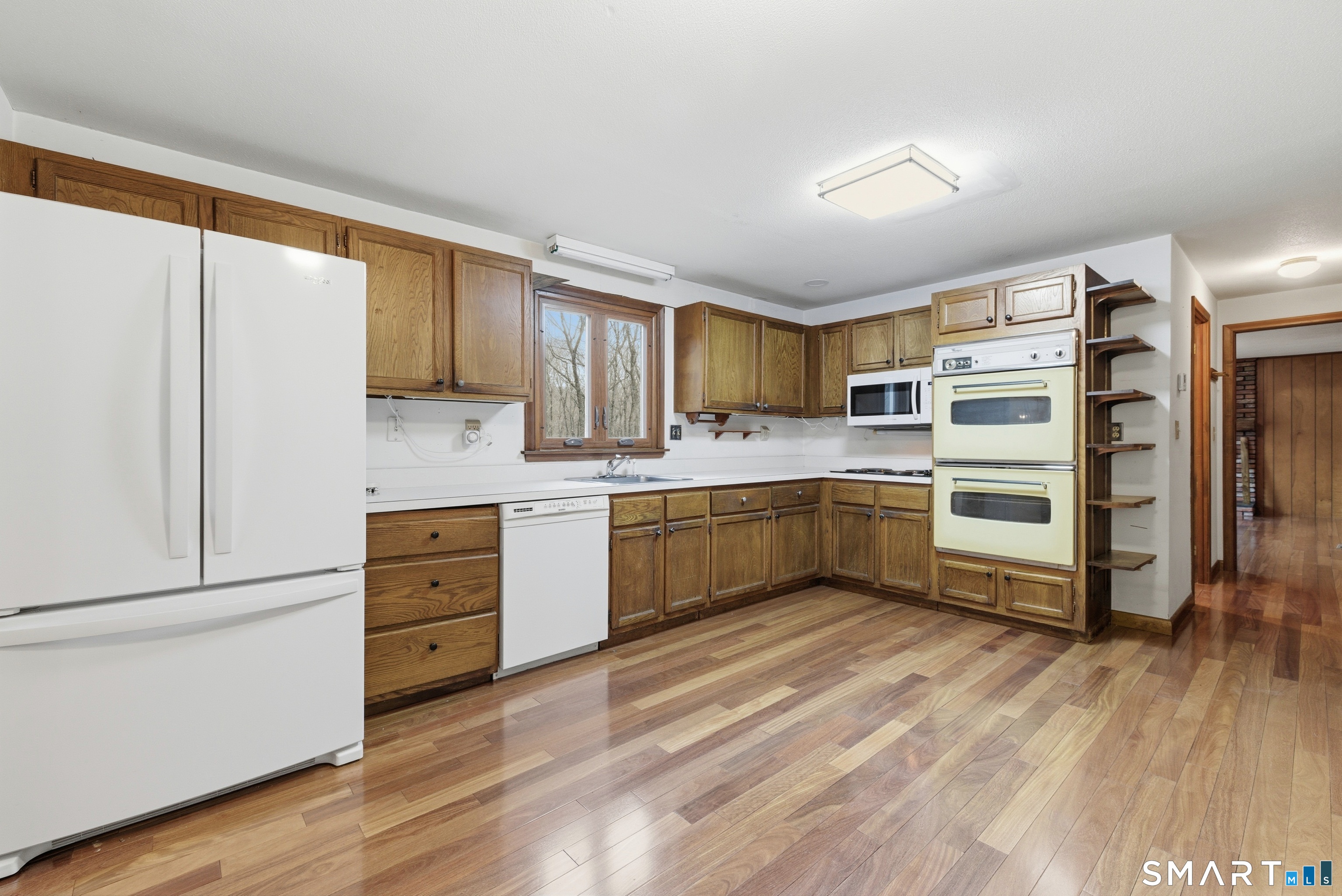 106 David Drive Coventry, CT 06238 - Photo 10 of 40