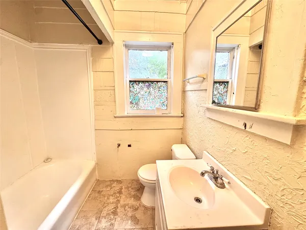 $800 | 1658 West Main Street, Unit 1, Houston, TX 77006