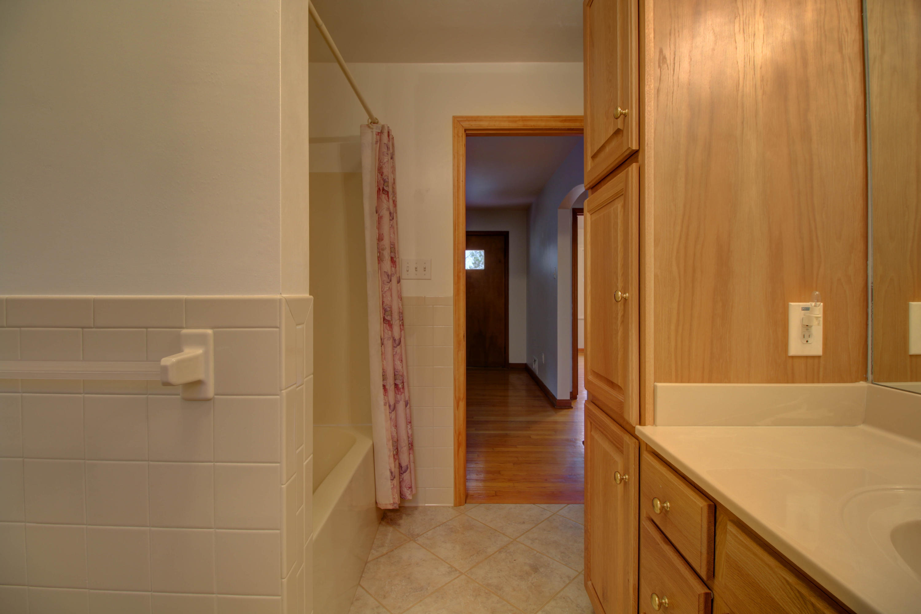 5562 Bradshaw Road Salem, VA 24153 - Photo 21 of 35 Bath