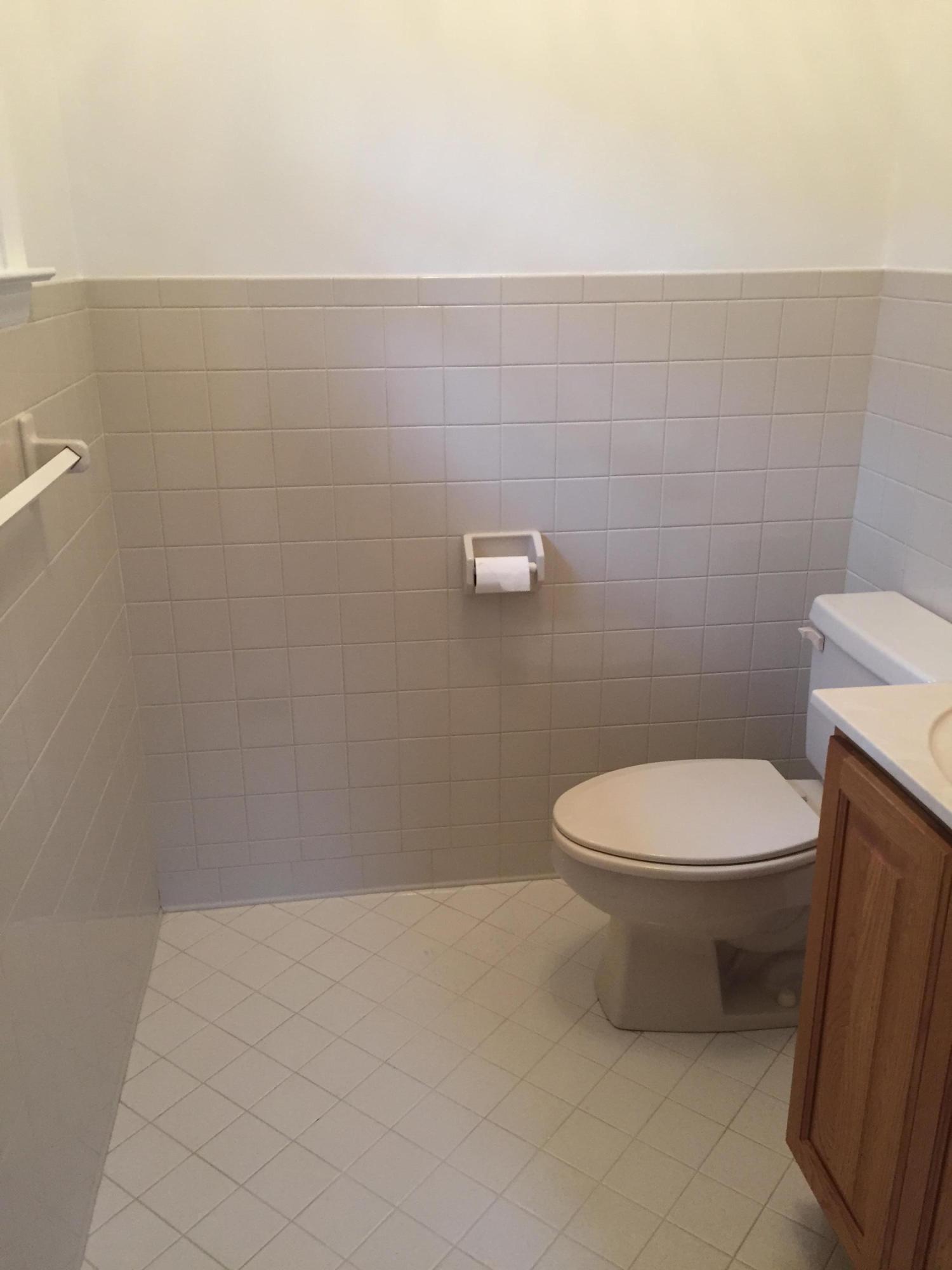 5562 Bradshaw Road Salem, VA 24153 - Photo 24 of 35 Half Bath w/Tile
