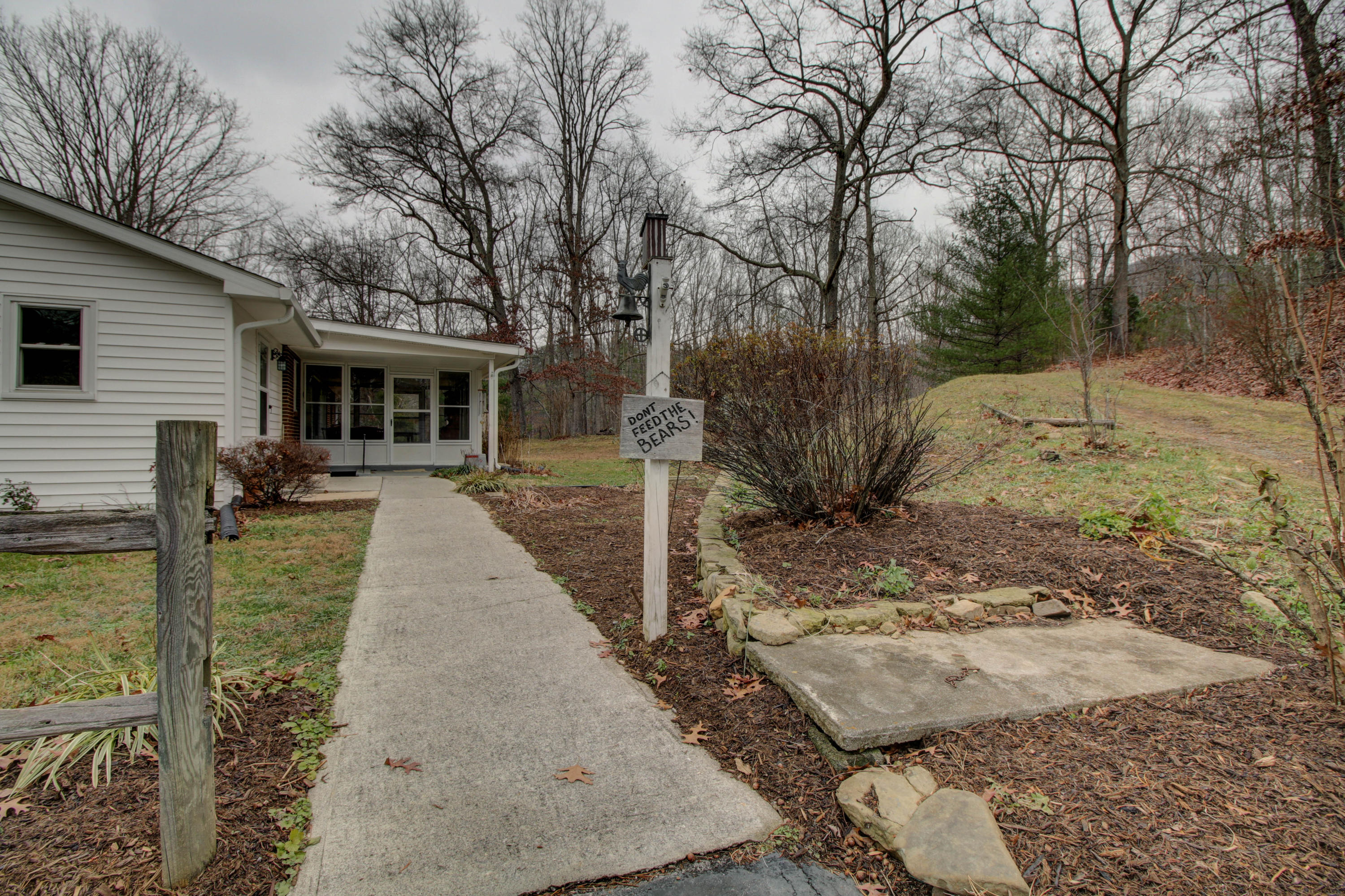 5562 Bradshaw Road Salem, VA 24153 - Photo 6 of 35 5.52 acres