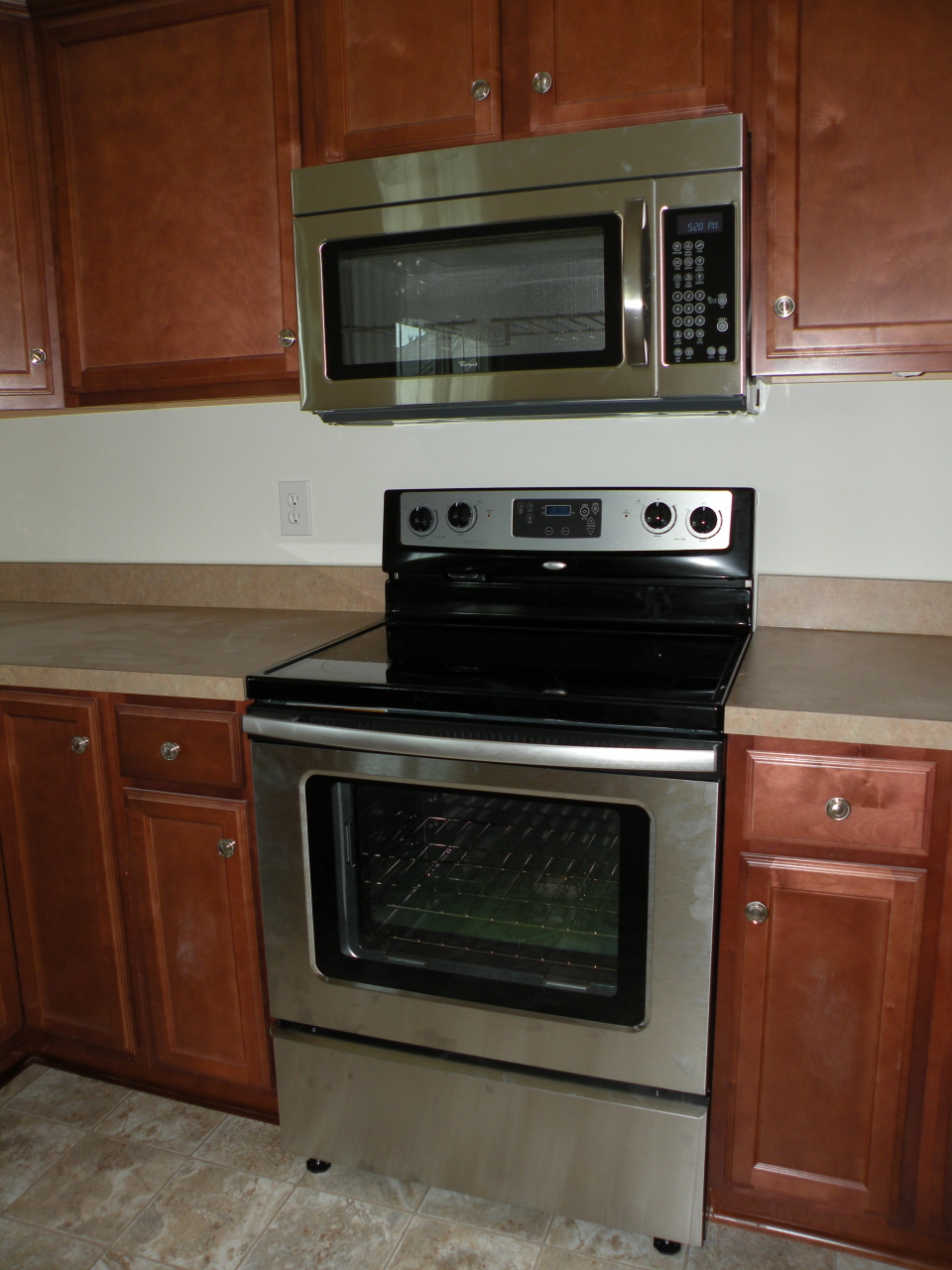 5537 Cove Road Roanoke, VA 24019 - Photo 11 of 28 a stove top oven sitting inside of a kitchen