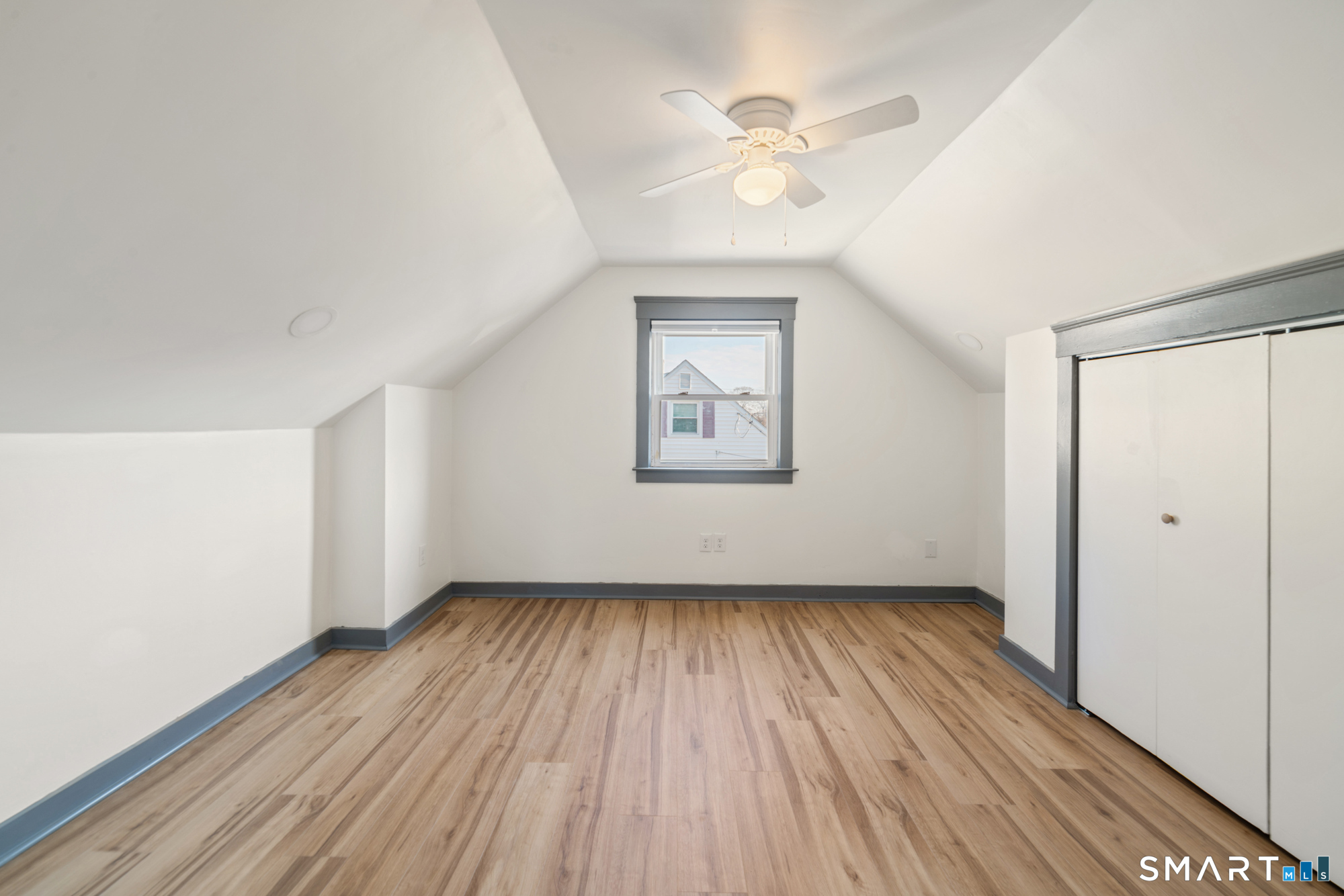272 Franklin Road Hamden, CT 06517 - Photo 21 of 37 Upstairs bedroom