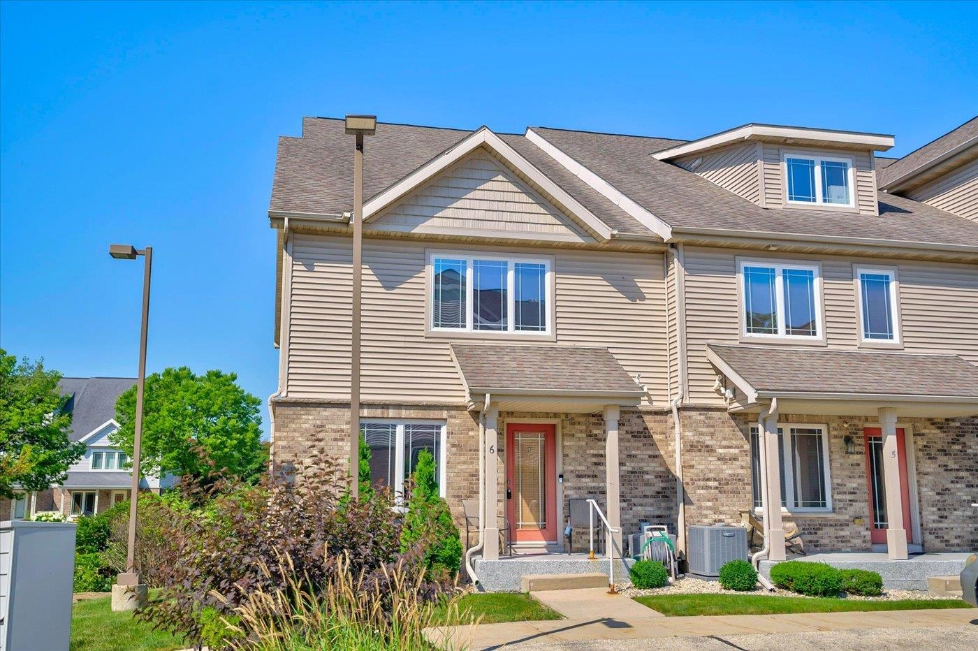 6720 Fairhaven Road, Unit 6 Madison, WI 53719 - Photo 2 of 33