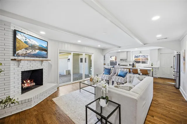 $849,000 | 6116 East University Boulevard, Dallas, TX 75214