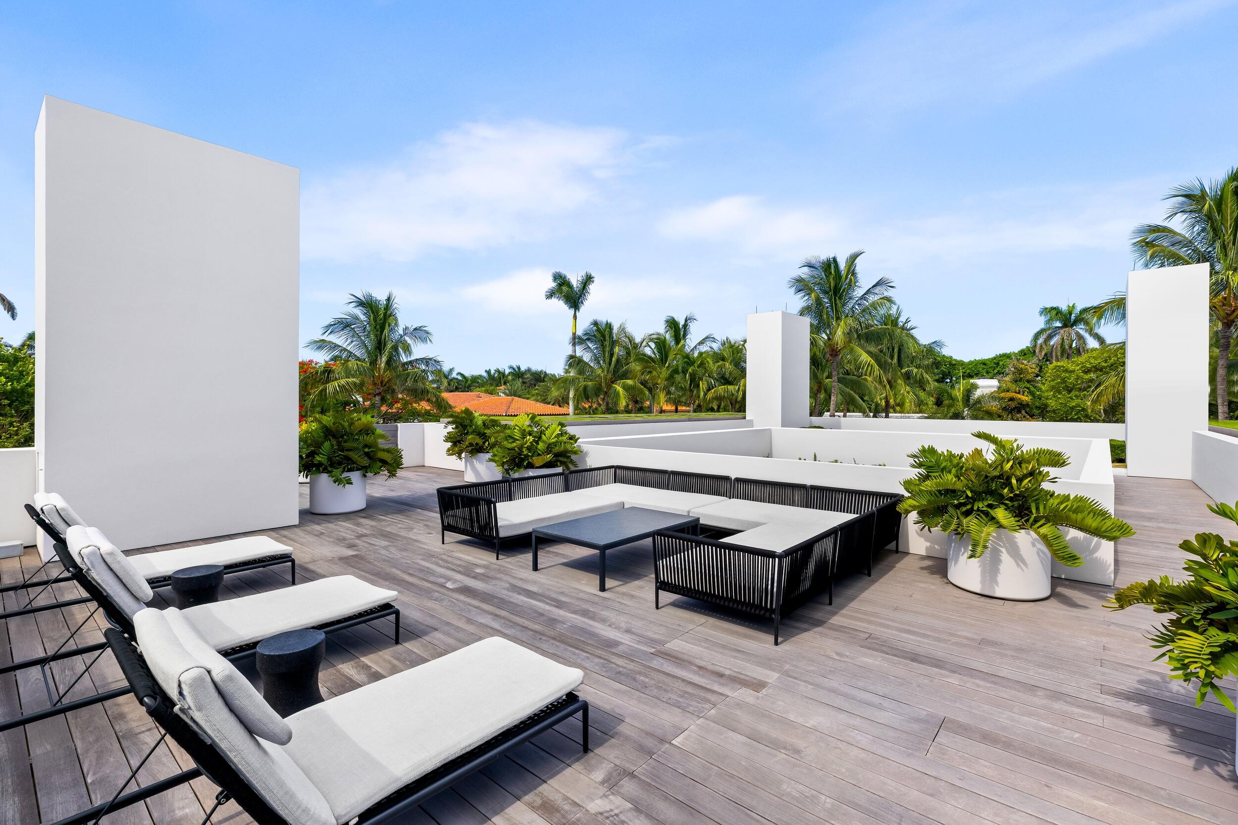 241 Jungle Road Palm Beach, FL 33480 - Photo 63 of 96 Rooftop Lounge