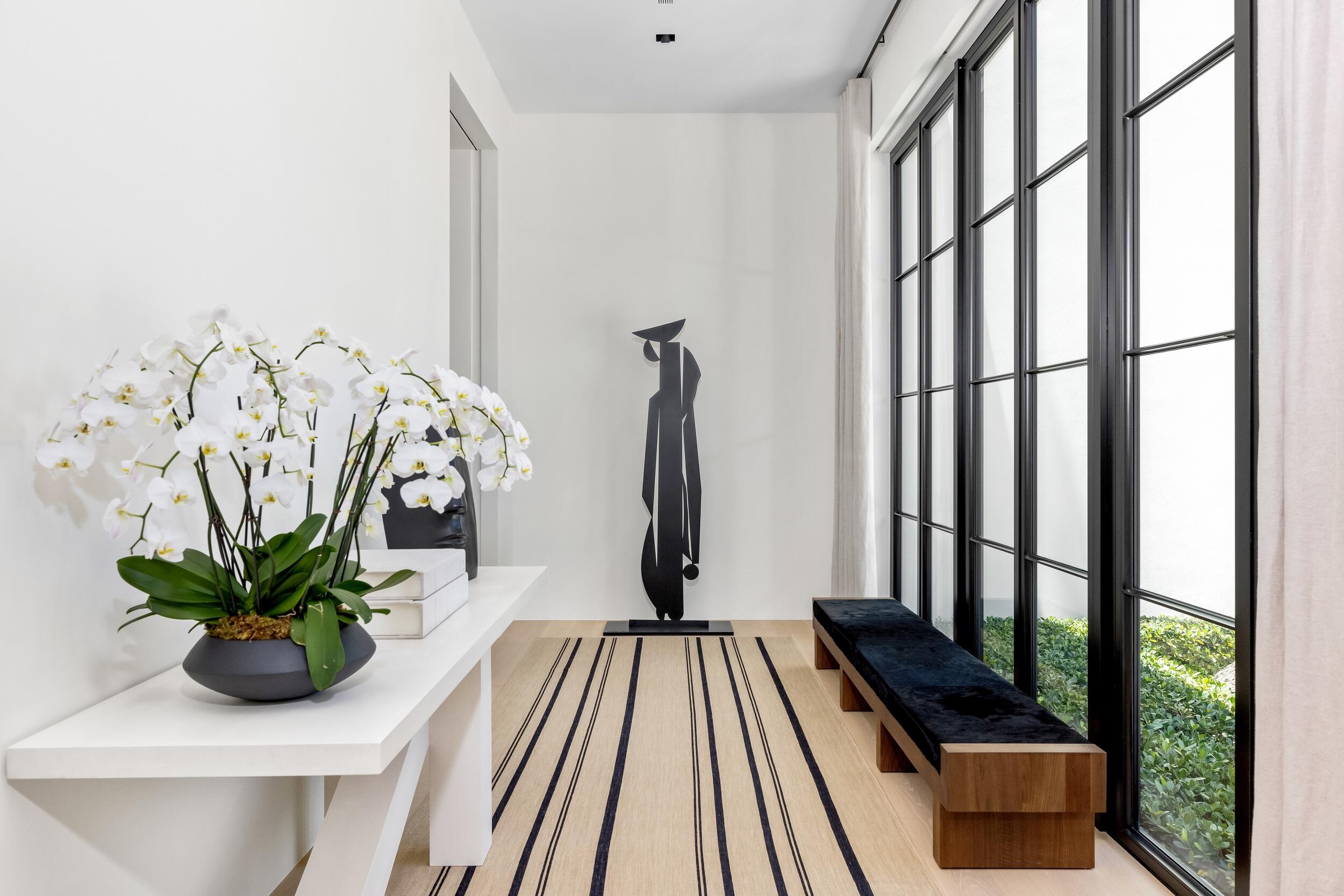 241 Jungle Road Palm Beach, FL 33480 - Photo 7 of 96 Foyer