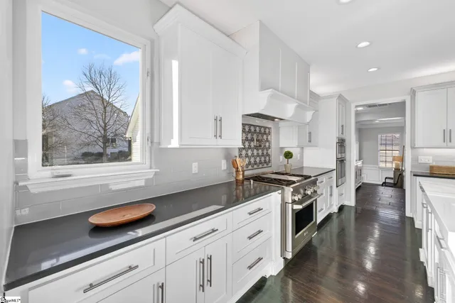 $750,000 | 200 Ridge Bay Court, Greenville, SC 29611