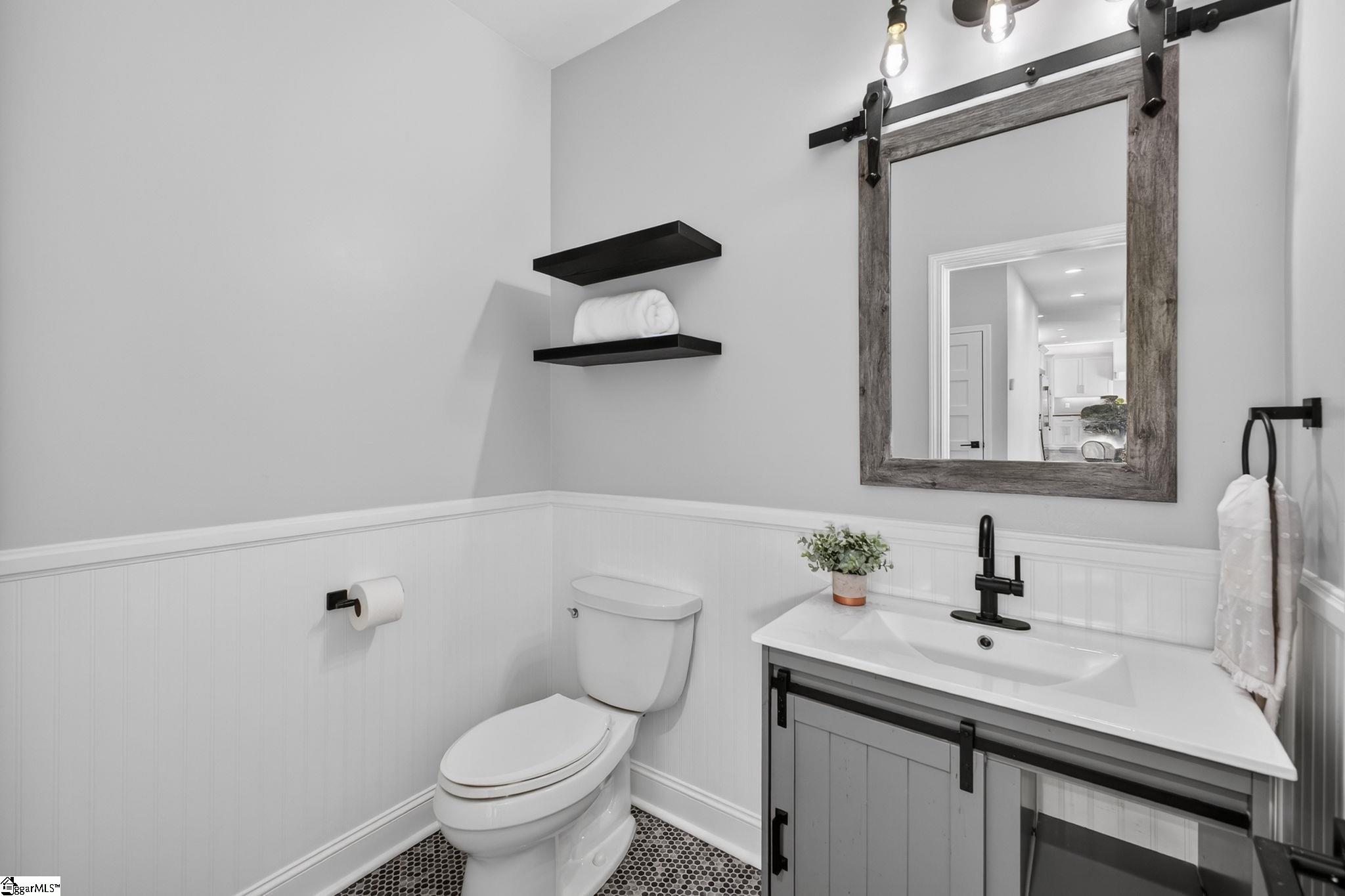 200 Ridge Bay Court Greenville, SC 29611 - Photo 9 of 50