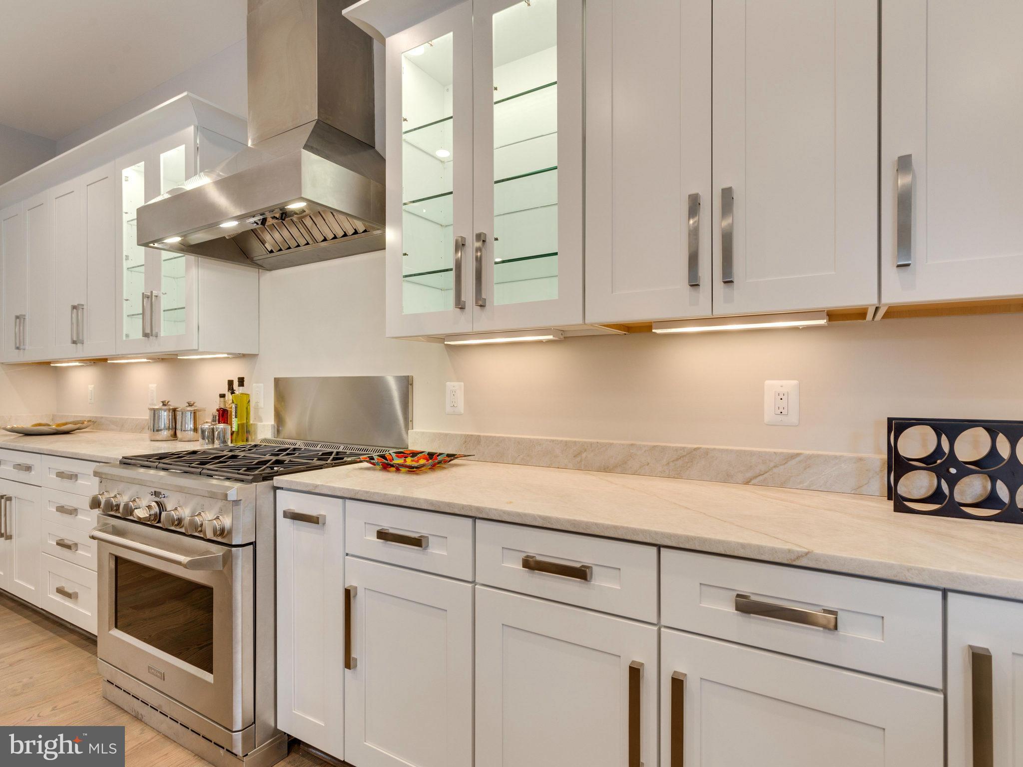1826 Birch Road McLean, VA 22101 - Photo 12 of 29 Kitchen