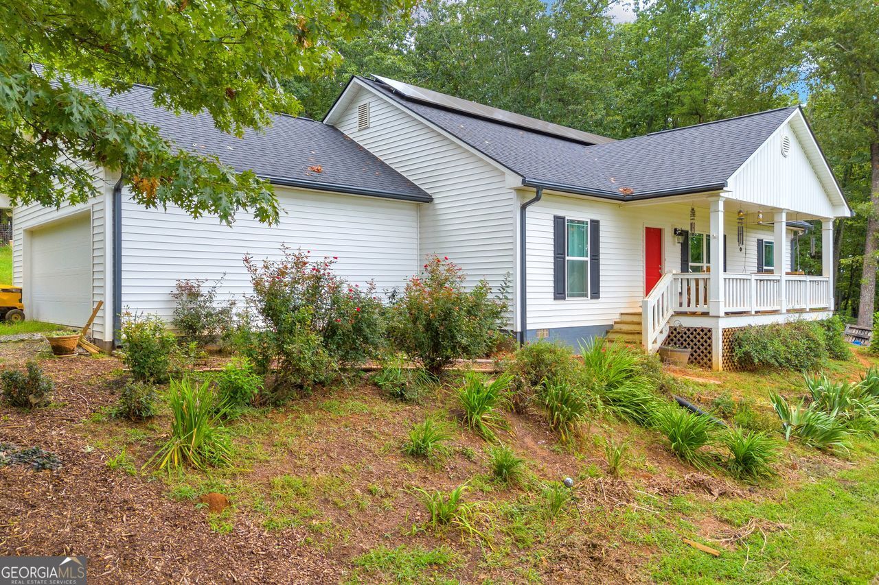 945 Hank Fry Road Clarkesville, GA 30523 - Photo 11 of 45 a front view of house with yard and green space