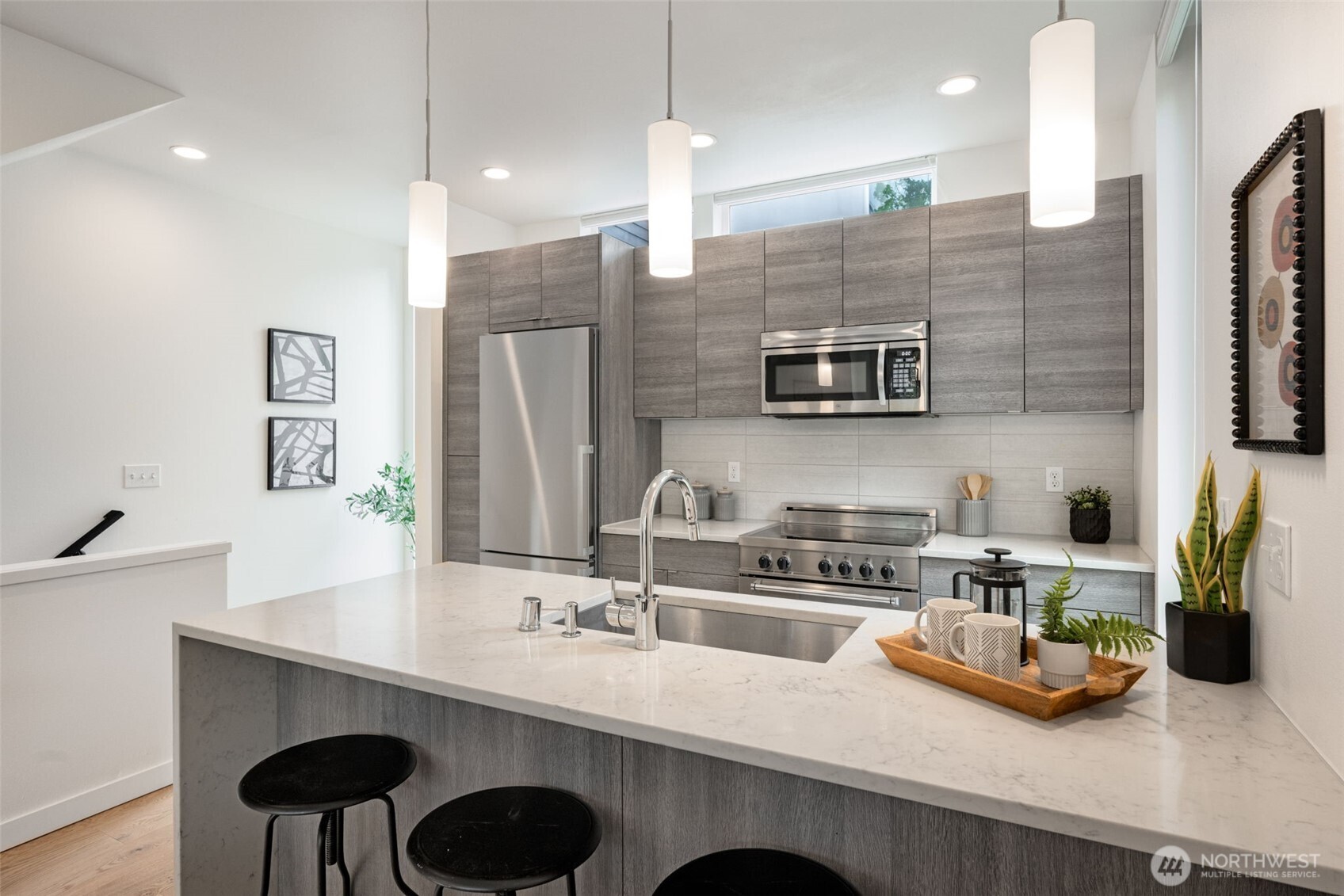 2619 Southwest Adams Street Seattle, WA 98126 - Photo 12 of 31