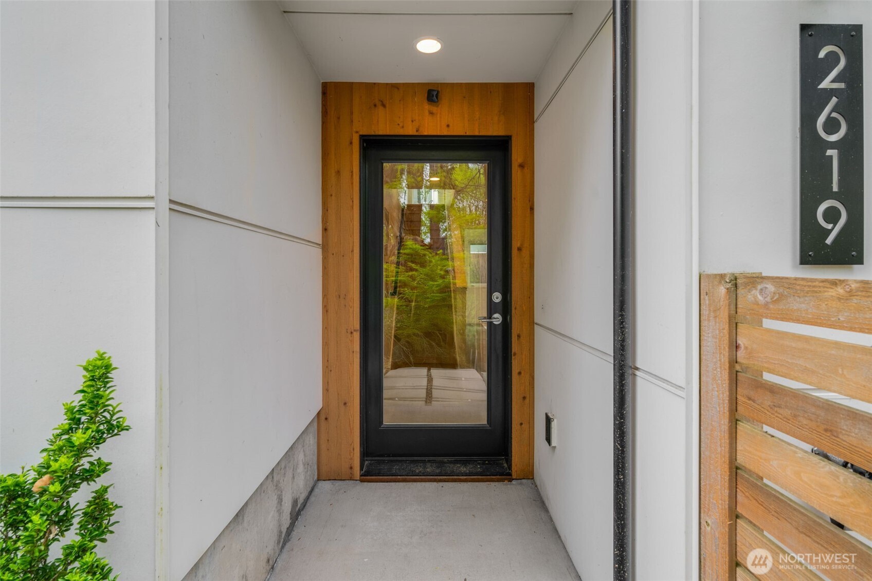 2619 Southwest Adams Street Seattle, WA 98126 - Photo 2 of 31