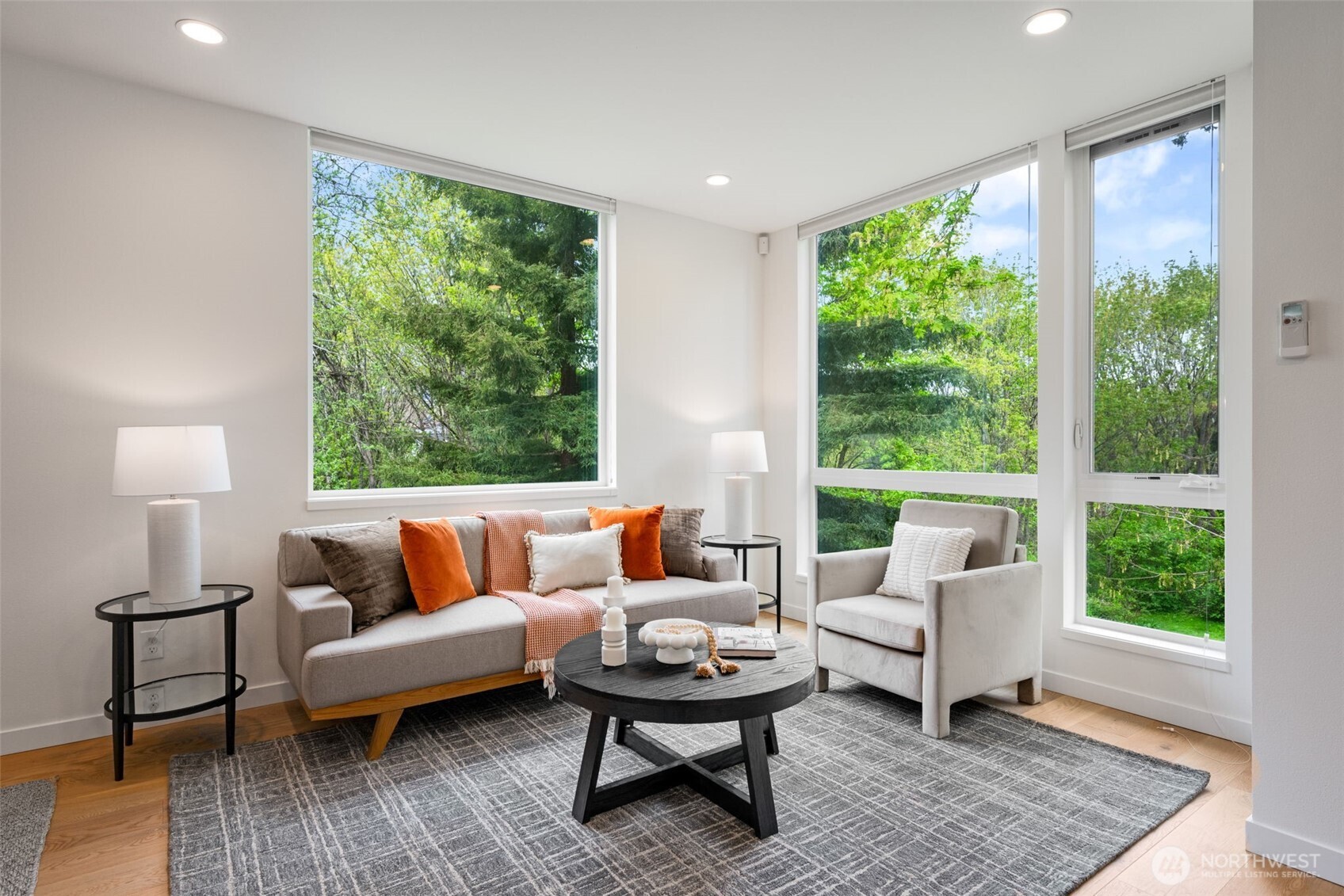 2619 Southwest Adams Street Seattle, WA 98126 - Photo 3 of 31