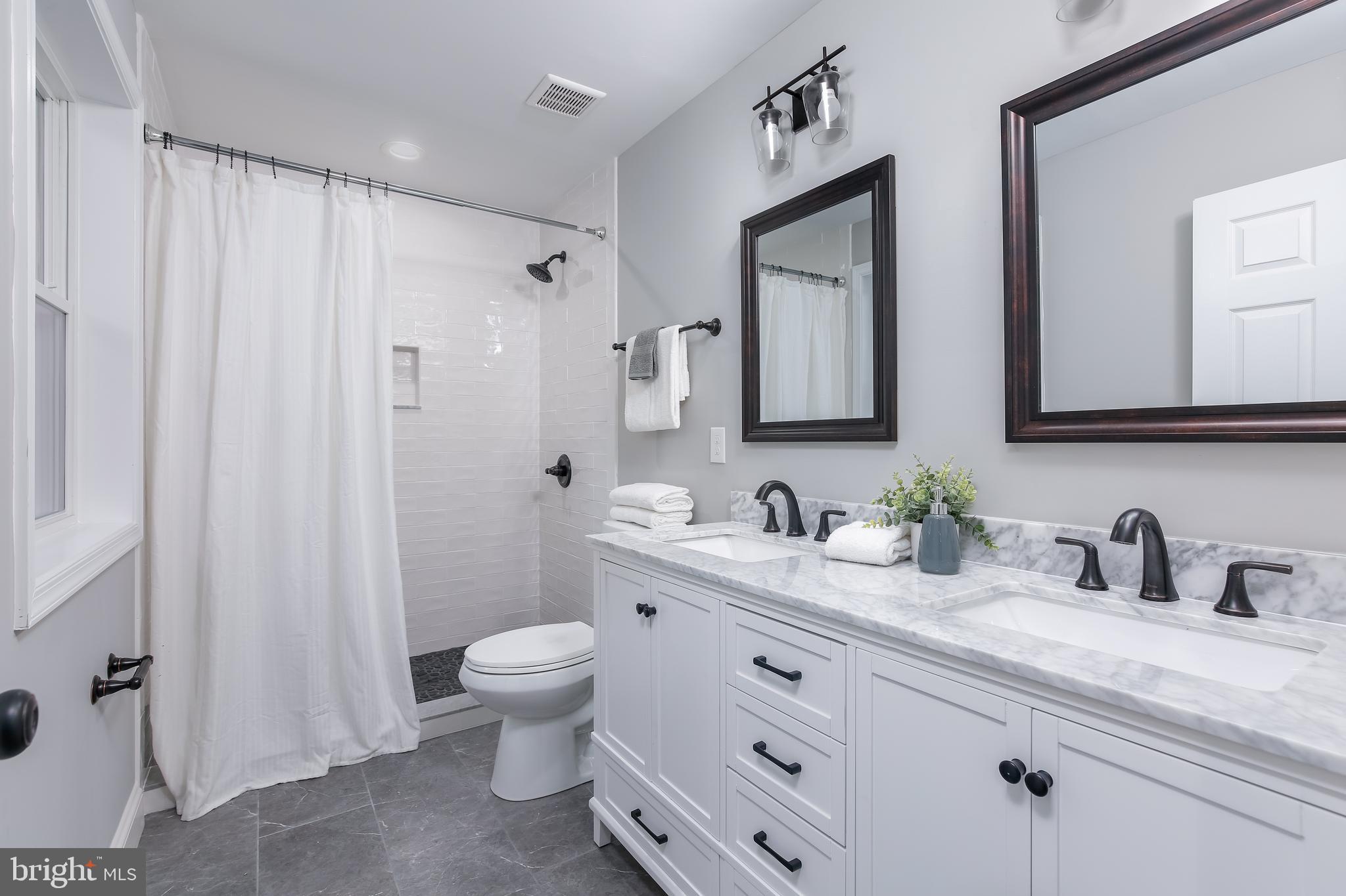 908 Maldon Road Baltimore, MD 21239 - Photo 30 of 48 Primary Bathroom