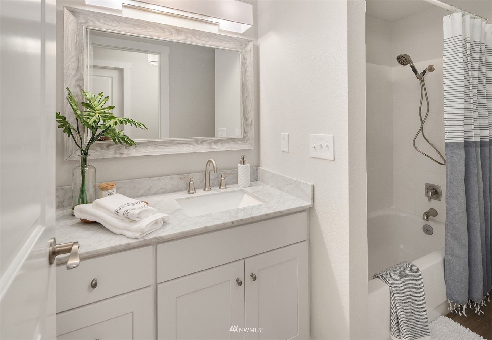7201 224th Street Southwest, Unit L7 Edmonds, WA 98026 - Photo 21 of 28 Gallery Image 21