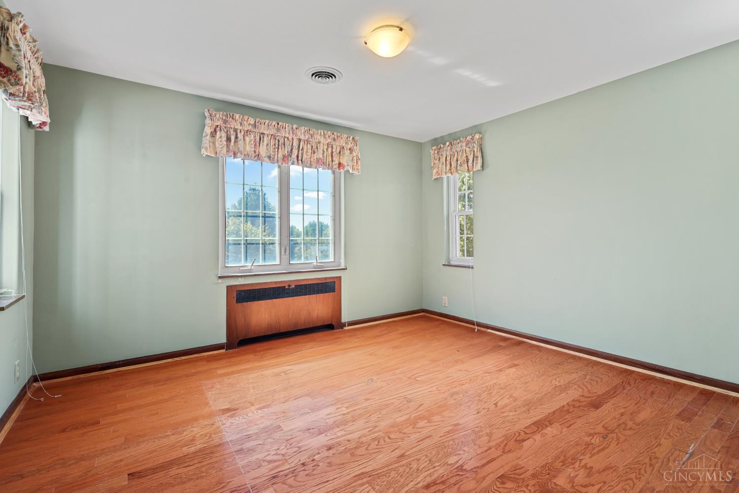 4527 Hanley Road Cincinnati, OH 45247 - Photo 50 of 83